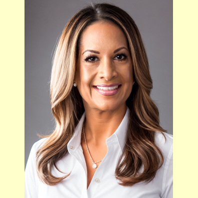 CLAUDIA VASQUEZ - Zed Card Front!